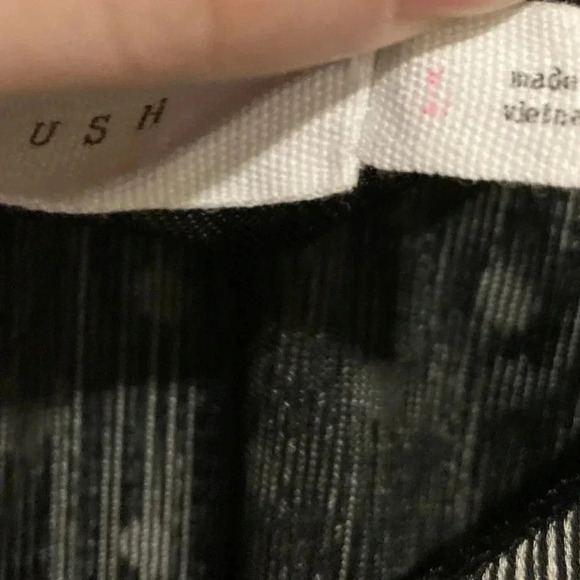 Lush Women’s Lined Mini Dress Grey Polka Dots 3/4 length sleeves Sz. Large - Picture 4 of 9